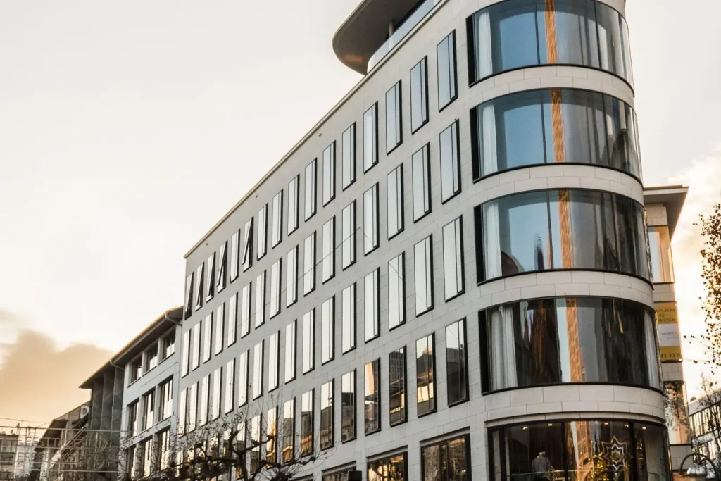 Contemporary commercial building